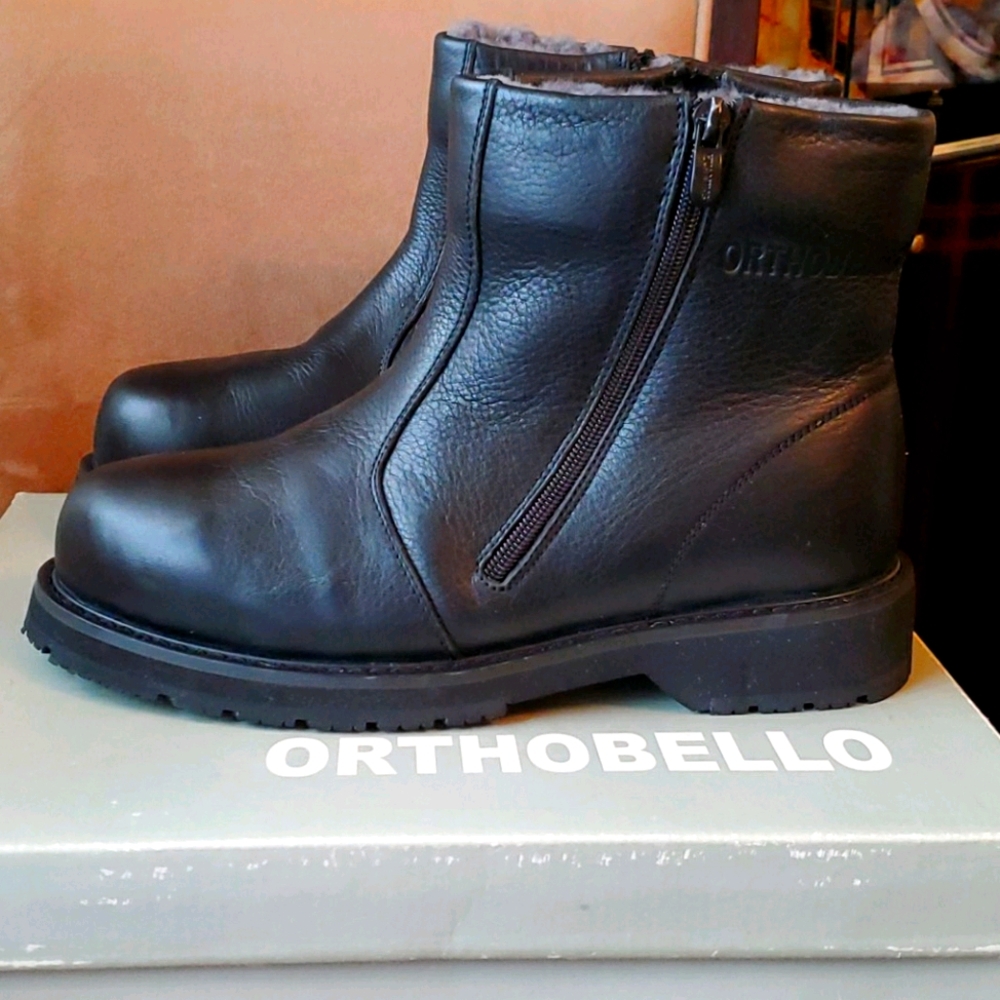 Mens Black Rain & Snow Boots NWT